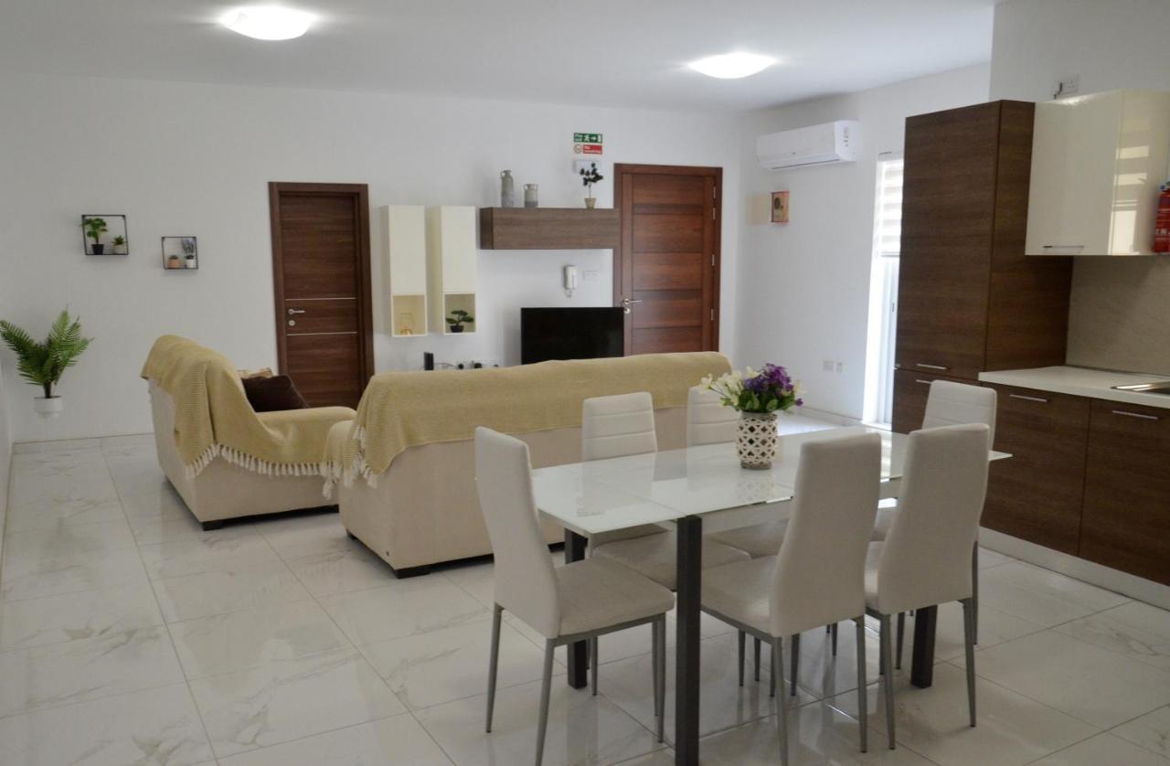 Lorenza Letting Apartment Marsaxlokk Bagian luar foto