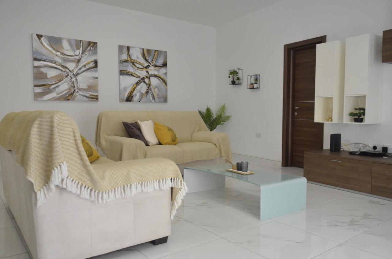 Lorenza Letting Apartment Marsaxlokk Bagian luar foto