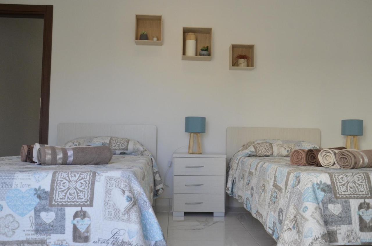 Lorenza Letting Apartment Marsaxlokk Bagian luar foto