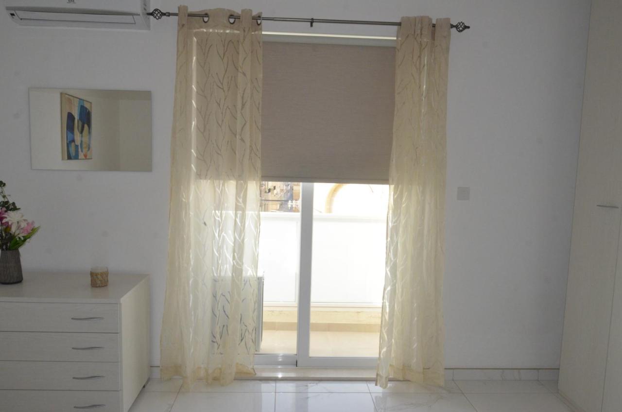 Lorenza Letting Apartment Marsaxlokk Bagian luar foto