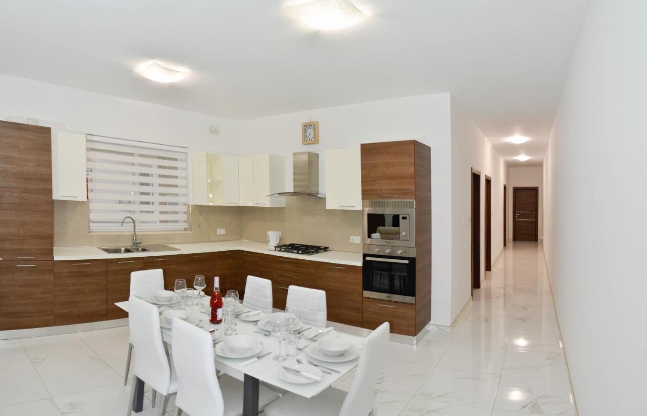 Lorenza Letting Apartment Marsaxlokk Bagian luar foto
